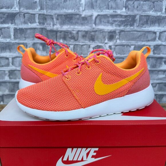 Nike Roshe One Pink Glow Atomic Mango Running Shoes 511882-502 Womens Size 6 - Picture 1 of 6
